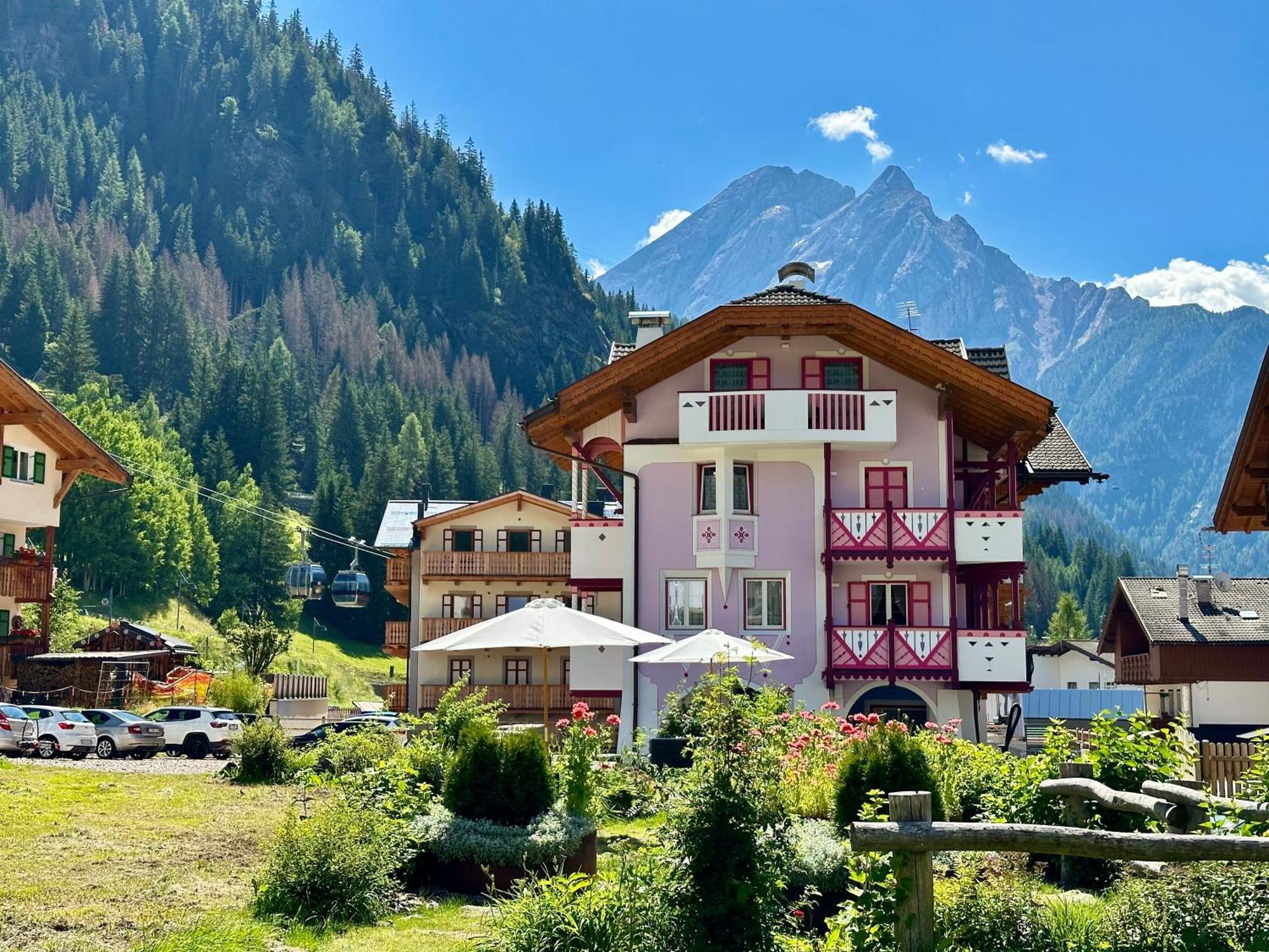 Cesa Planber Apartments Mountain View Bike Friendly Канацеї Екстер'єр фото